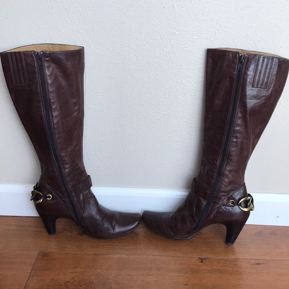Biviel Tall Vintage Leather Boots - Picture 5 of 7